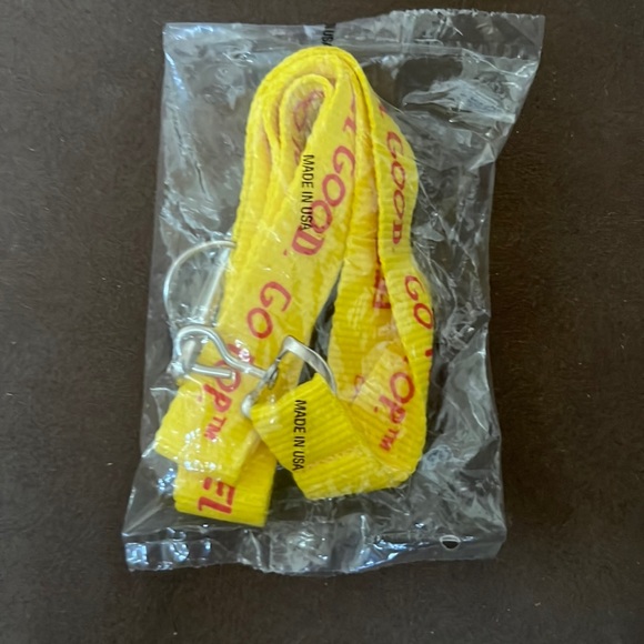 Kellogg’s Corn Pops cereal Lanyard key chain, yellow with red print New - Picture 8 of 16